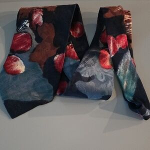 (J28) Halston Heritage Vibrant Red and Blue Tie